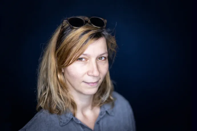 Kollégánk, Patakfalvi Dóra kapta a MÚOSZ Földes Anna-díját Renner Erikával készült interjújáért