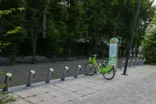 Itt a tavasz, de sehol a zöld biciklik – hova a fenébe tűnt a Bubi?