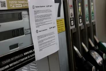 Árstoppal tankolna? Ezért rögzítik az adatait