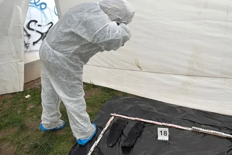 Holttestet találtak egy belvárosi játszótéren Szekszárdon, a rendőrség szerint megölhették az áldozatot