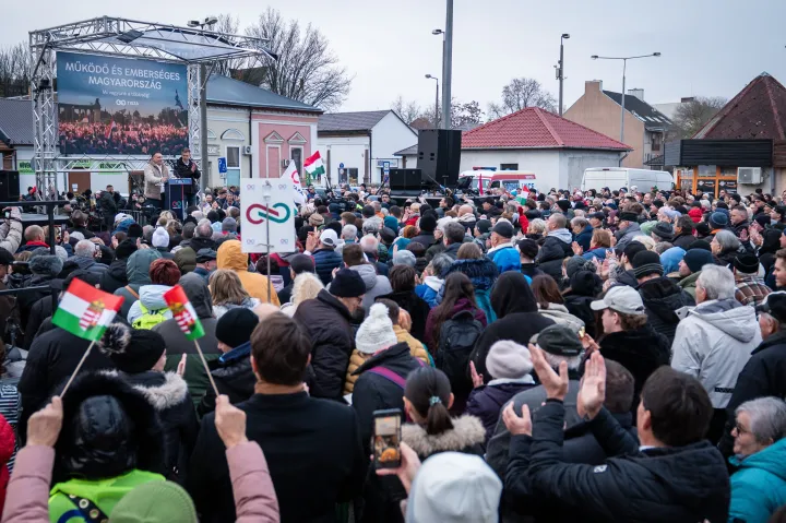 IDEA: Egyre kevesebb a bizonytalan szavazó