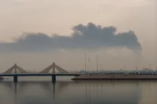 Irán rakétákat lőtt Izrael szerint, Bahreinben is szólnak a légi szirénák
