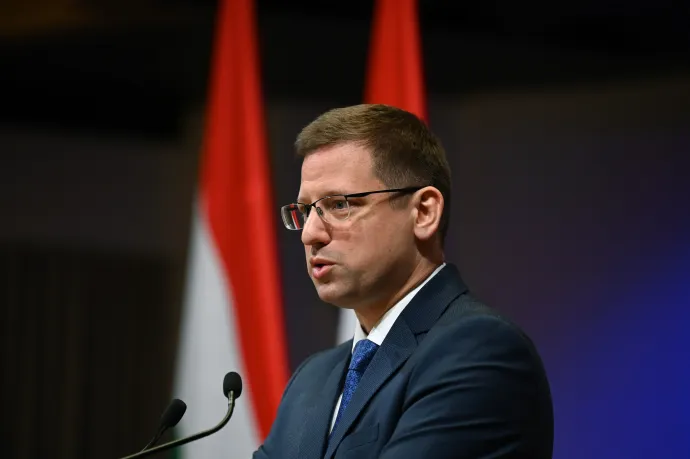 Gulyás Gergely szerint helytelen és elítélendő minden erőszakos fellépés az újságírókkal szemben