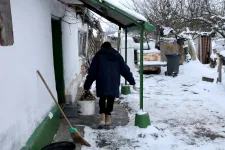 Orbán a januári fagyban meghirdette, hogy senki sem marad tűzifa nélkül – van, aki egy hónappal később kapta meg