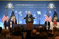 Trumpék kivonták a szankciós körből, és engedélyezték a tengeren rekedt orosz olaj felvásárlását