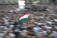 Kényelmetlen kérdések ünnep előtt