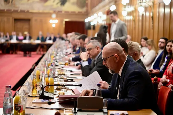 Nem futottak össze Zelenszkijjel Bukarestben az RMDSZ-es politikusok, épp Budapesten voltak Orbán Viktornál