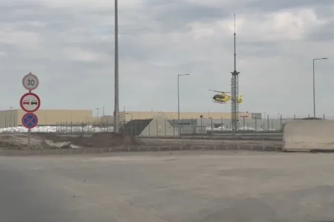 A CATL megerősítette, hogy súlyos baleset történt a debreceni akkugyárának építési területén