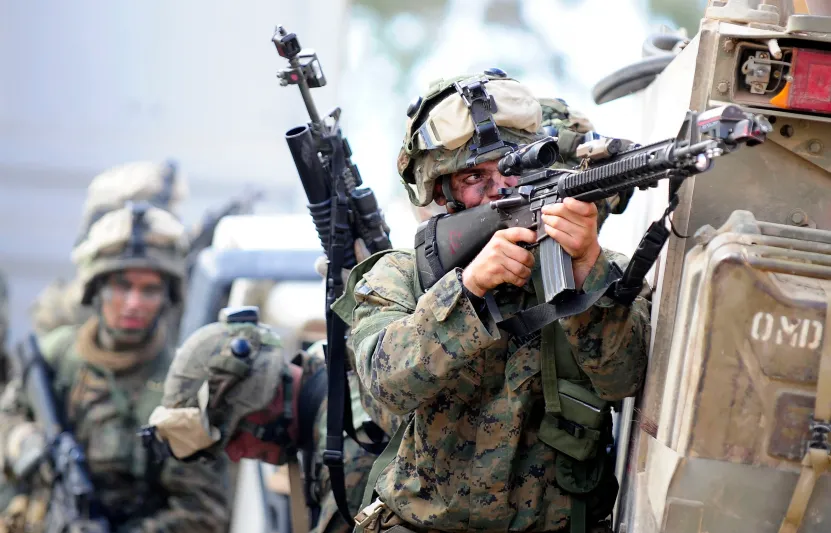 Az Egyesült Államok tengerészgyalogosokat vezényel Irán közelébe