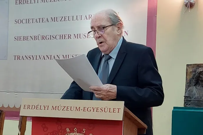 Széchenyi-díjat kapott Dávid Gyula irodalomtörténész