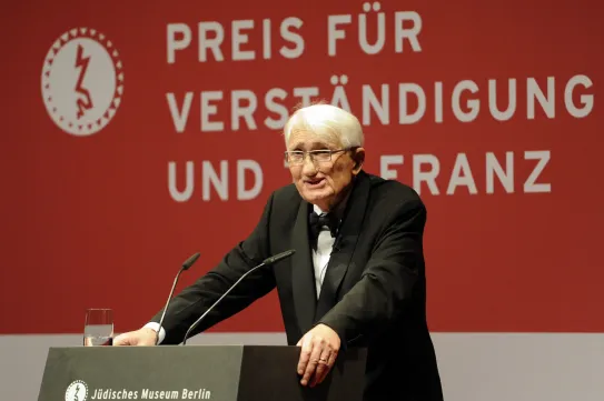 Meghalt Jürgen Habermas filozófus