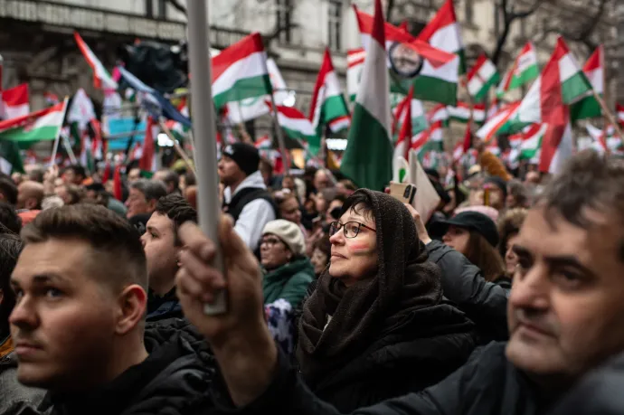 A Magyar Turisztikai Ügynökség fog tömeget becsülni a március 15-i ünnepségeken