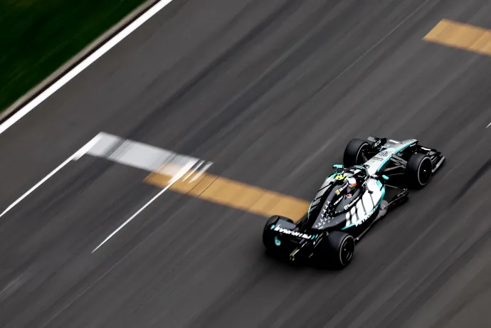 Kimi Antonelli szinte hibátlan versenyzéssel nyerte a Kínai Nagydíjat – Fotó: Jakub Porzycki / Reuters