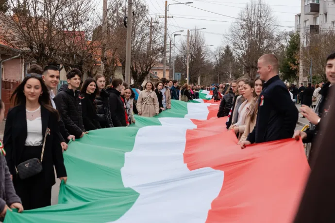 Március 15.: politikai erődemonstrációk formálják az ünnepet Erdélyben és Magyarországon