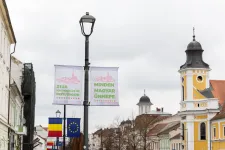 Nicușor Dan és Ilie Bolojan mellett több román politikus üzent a magyaroknak, Nicu Ștefănuță táncolt is