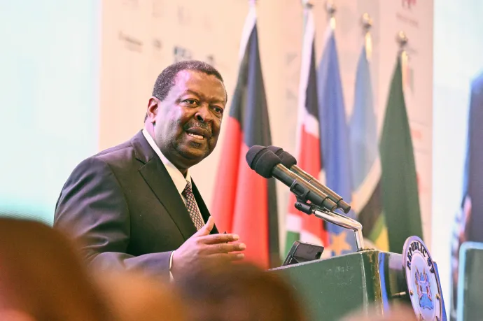 Moszkvába utazik a kenyai külügyminiszter, hogy leállítsa a kenyai állampolgárok orosz hadseregbe történő illegális toborzását