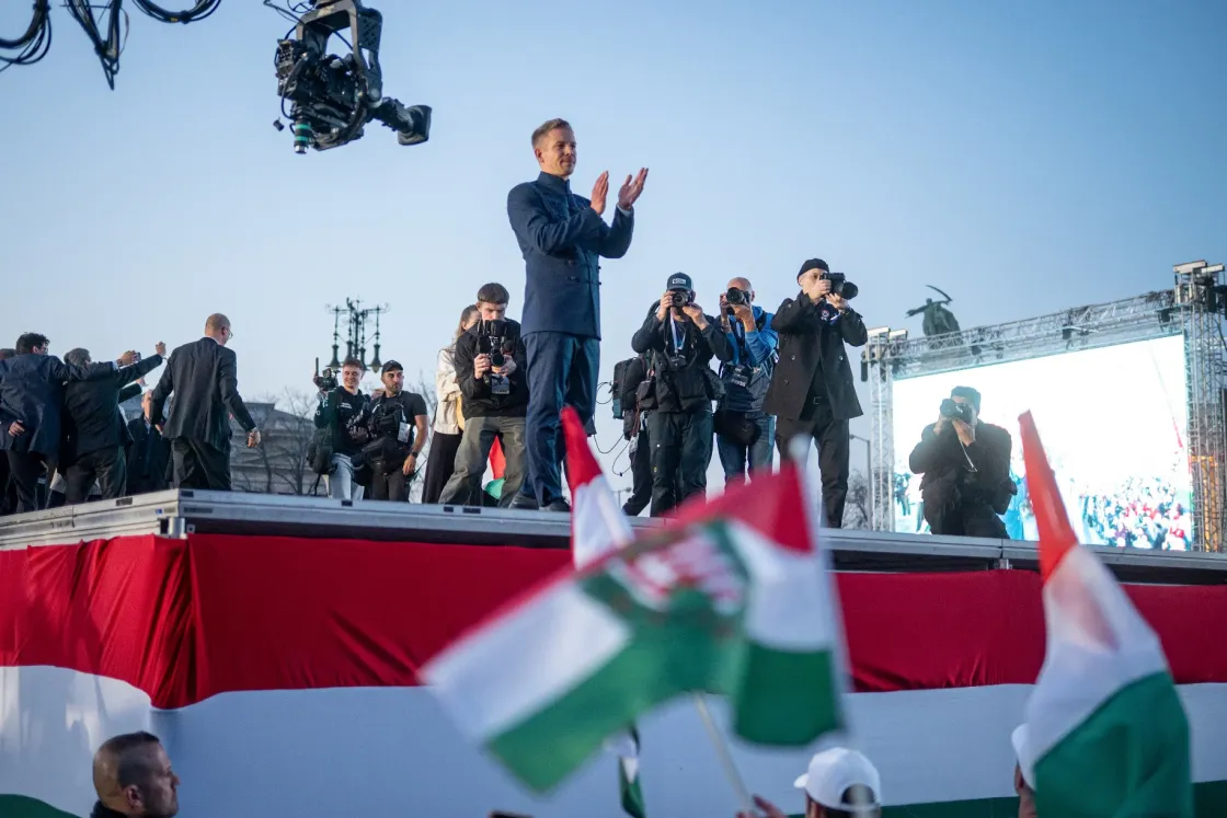 A török, az osztrák, a ruszkik és a Viktor