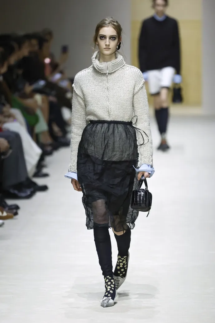 Réteges öltözködés Prada módra – Fotó: Estrop / Getty Images