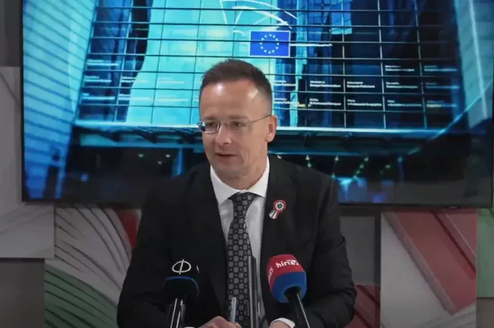 Szijjártó: The Germans threatened us with very serious consequences if we don’t give up defending our national interests