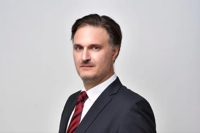 Miért van még mindig szükség egyetemekre a digitális korban? (x)