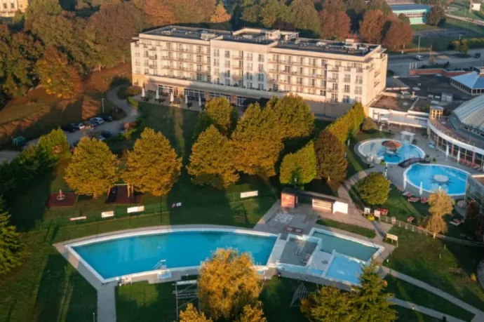 Mészáros láncához kerül a szentgotthárdi termálhotel, amit az állam kétmilliárd forintja is kisegít