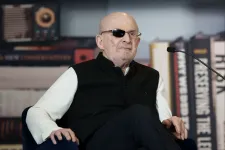 Salman Rushdie belefáradt, hogy évek óta a szólásszabadság Barbie babájaként kezelik