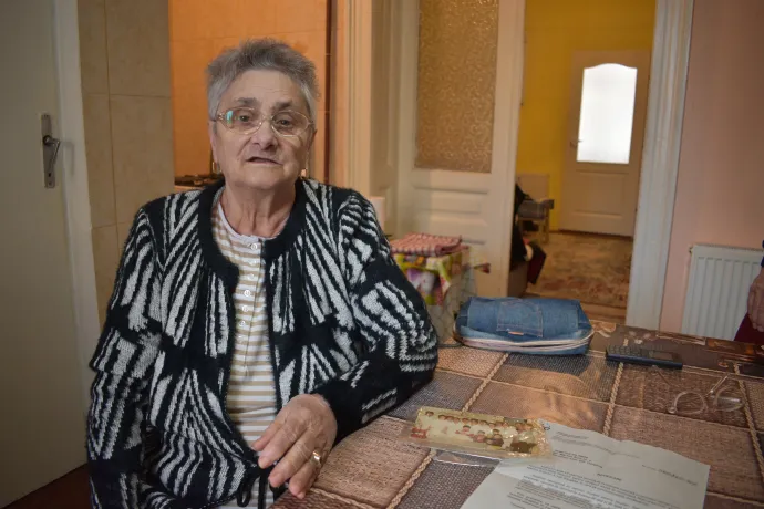 Demeter Jolán évtizedeken át az egészségügyben dolgozott, most azt kérdezi: mivel érdemelte ki a kilakoltatást – Fotó: Tőkés Hunor / Transtelex