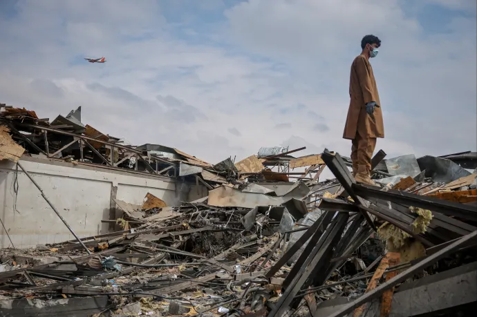 Pakisztáni légicsapás ért egy kabuli drogrehabilitációs kórházat, legalább százan meghaltak