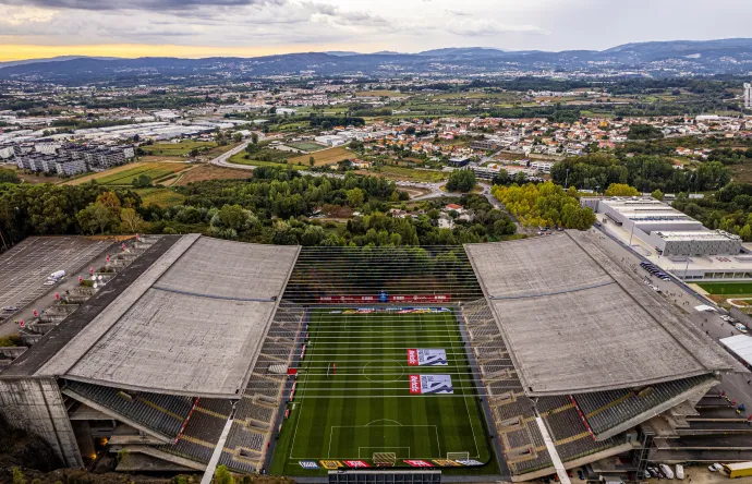 A Braga sziklába épített stadionja – Fotók: Octavio Passos / Getty Images, Carlos Rodrigues / UEFA / Getty Images, Jose Manuel Alvarez / Quality Sport Images / Getty Images, Octavio Passos / Getty Images