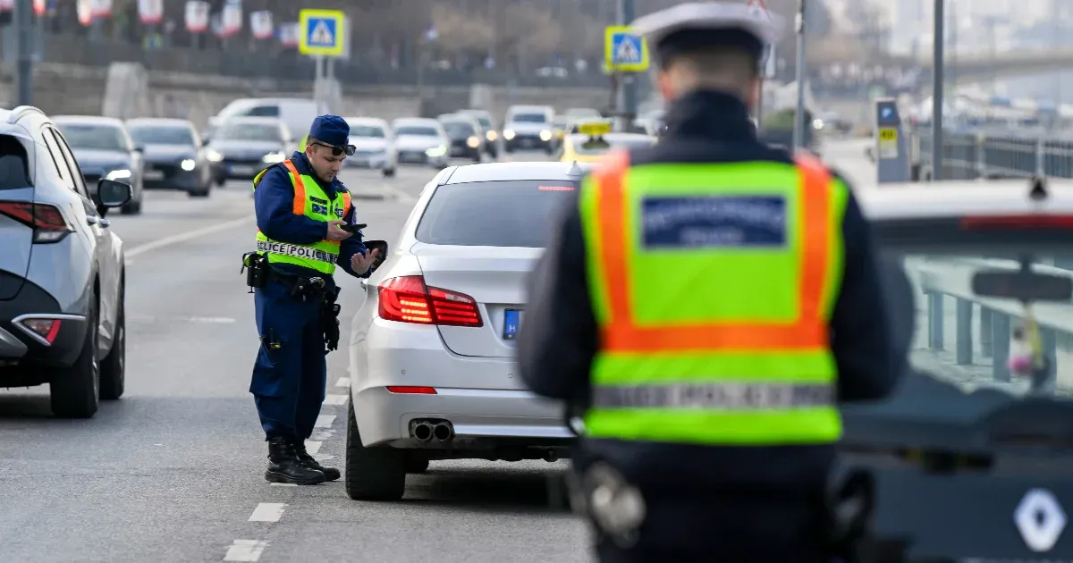 „Nem hiszem, hogy emiatt fogjuk odatenni az ikszet” – meddig zárkózott fel az állami dolgozók bére?