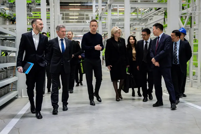 43 milliárd forintból épül kínai gépgyár Tatabányán