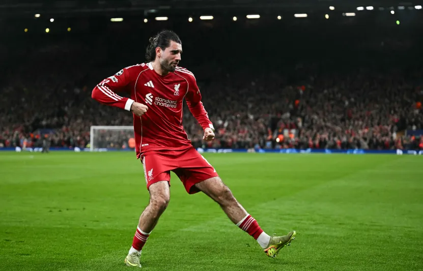 Szoboszlai indította be a Liverpoolt, a Barcelona hetet rúgott a BL-ben