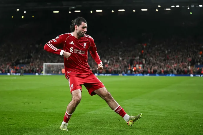 Szoboszlai indította be a Liverpoolt, a Barcelona hetet rúgott a BL-ben