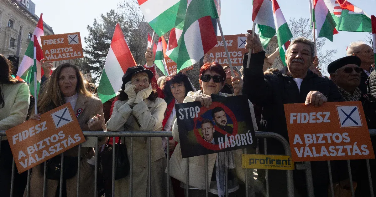 21 Kutatóközpont: A 30 alattiaknál csak 14 százalékon a Fidesz, a nyugdíjasoknál viszont vezet