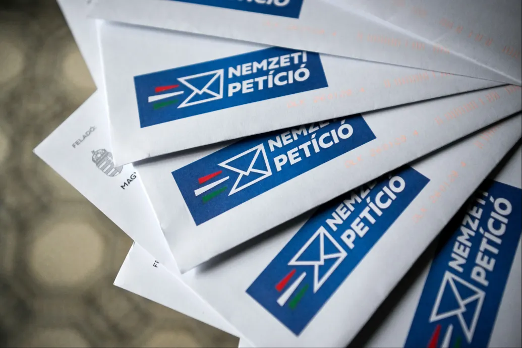 A választás előtti napokig kitolja a kormány a nemzeti petíció határidejét