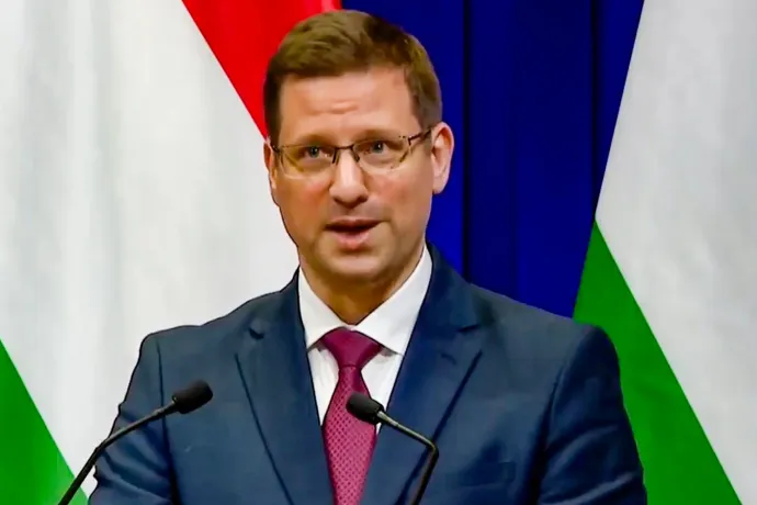 Kormányinfó: Algoritmusokkal működik a Facebook, ezeket állítják be a Tisza Pártnak kedvezően