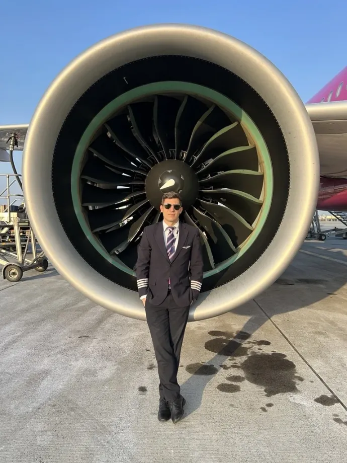 Pethes Ákos, a Wizz Air oktató kapitánya – Fotó: Wizz Air