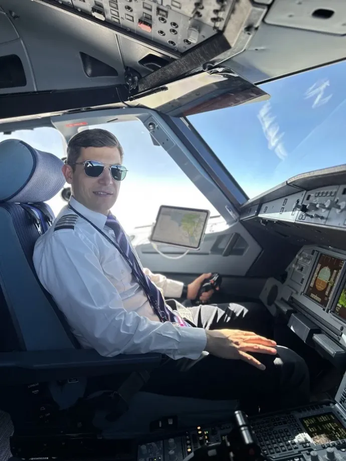 Pethes Ákos, a Wizz Air oktató kapitánya – Fotó: Wizz Air