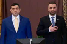 Három millió euró közpénzt kapott egy AUR-os politikus családjának vállalkozása, a szerződések gyanúsak