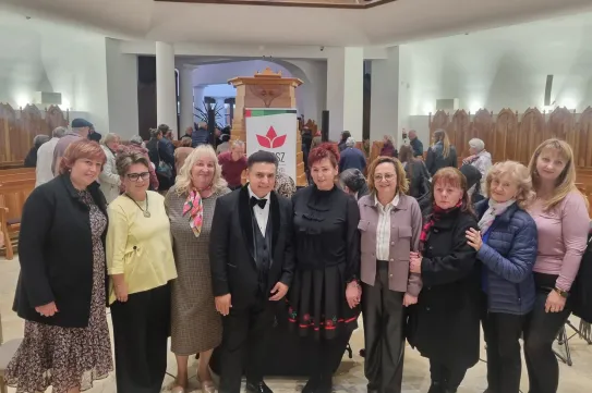 Mága Zoltán ismét Erdélyben turnézik, véletlenül a választási kampány közepén