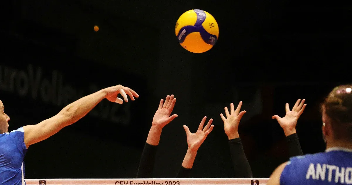 Különösen nagy vagyoni hátrányt okozó csalás miatt nyomoz a rendőrség a röplabdaszövetségnél