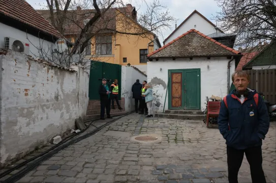 Csak karszalaggal lehetett a színpad elé menni Orbán országjárásának pénteki állomásán
