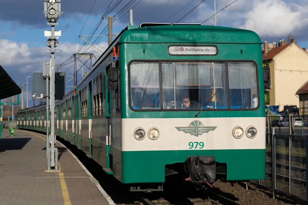 Vitézy szerint Lázárék gyakorlatilag megerősítették a csepeli és a ráckevei HÉV fejlesztésének leállítását