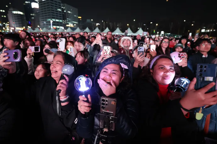 Több mint 100 ezer ember nézte Szöulban a BTS visszatérő koncertjét