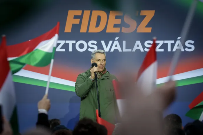 Lázár János azért ruccant át Hódmezővásárhelyről, mert úgy hallotta, hogy a tiszások provokációra készülnek. Fotó: Huszti István / Telex