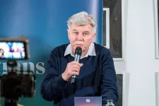 „Sokáig nem értettem, miben élünk, most már újdiktatúrának nevezem”