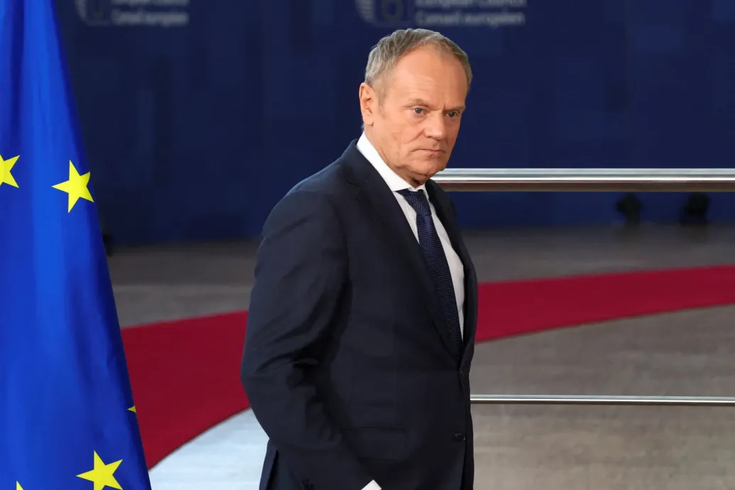 Donald Tusk szerint nem meglepő a hír, hogy Orbán emberei Moszkvának szivárogtathatnak az Európai Tanácsból