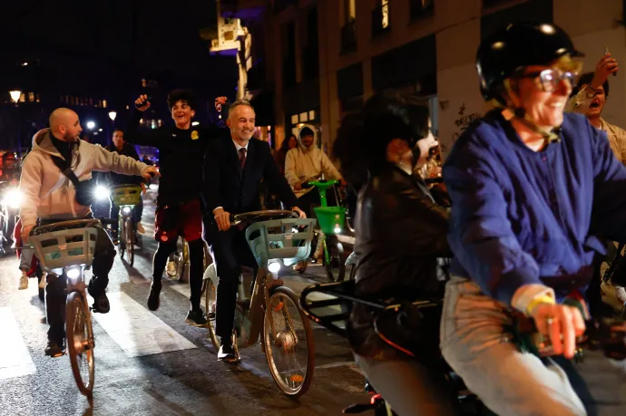 Úgy tűnik, a szocialista Emmanuel Grégoire lesz az új párizsi polgármester