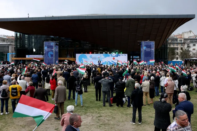 Santiago Abascal, Geert Wilders és Matteo Salvini – Fotó: Bődey János / Telex