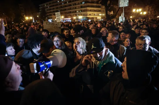 Egyszerre zúgott a Mocskos Fidesz! és a Hajrá Fidesz! Orbán kecskeméti gyűlése alatt